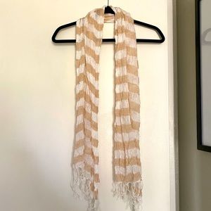 Light scarf